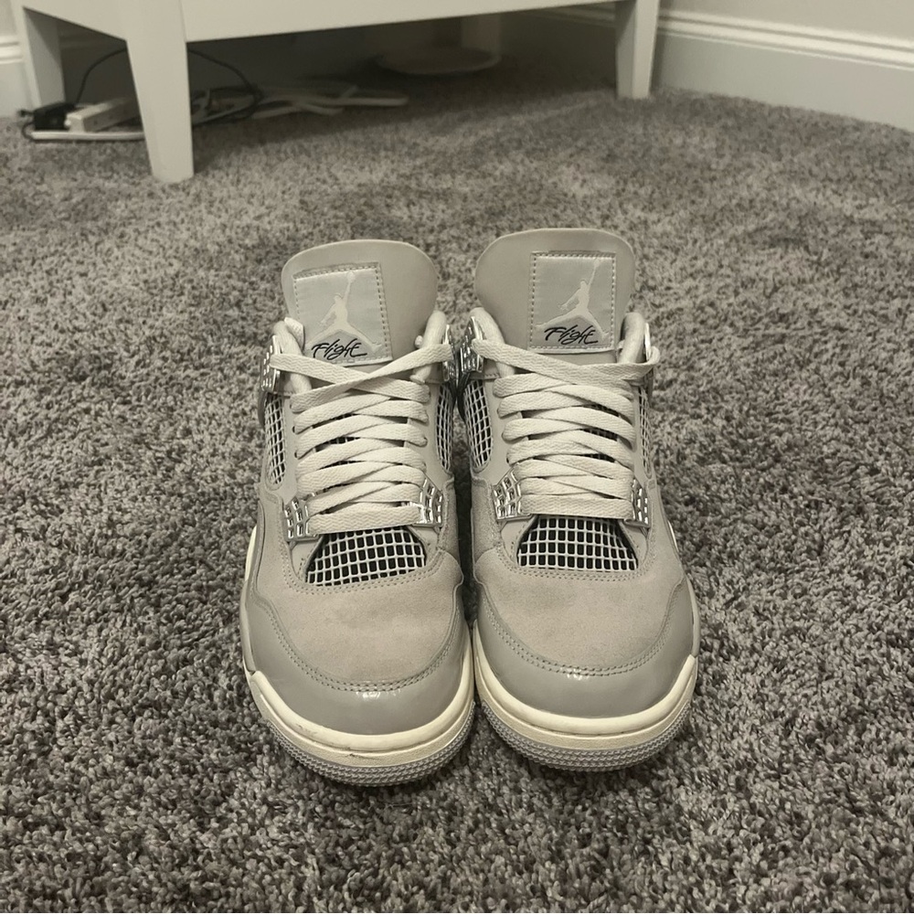 Jordan 4 Frozen Moments